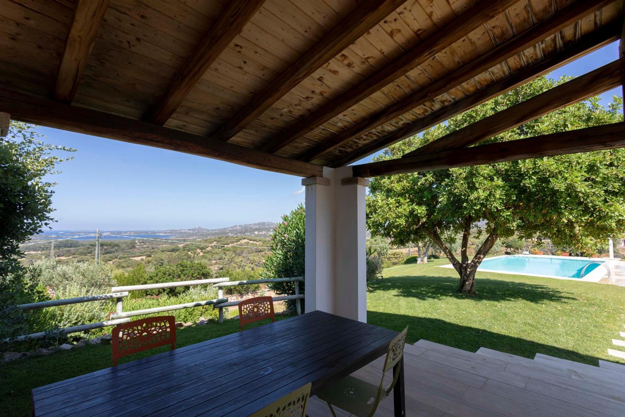 Villa Alba Esclusiva Villa Con Piscina A Sfioro E Vista Mozzafiato Sul Mare Cugnana Bagian luar foto