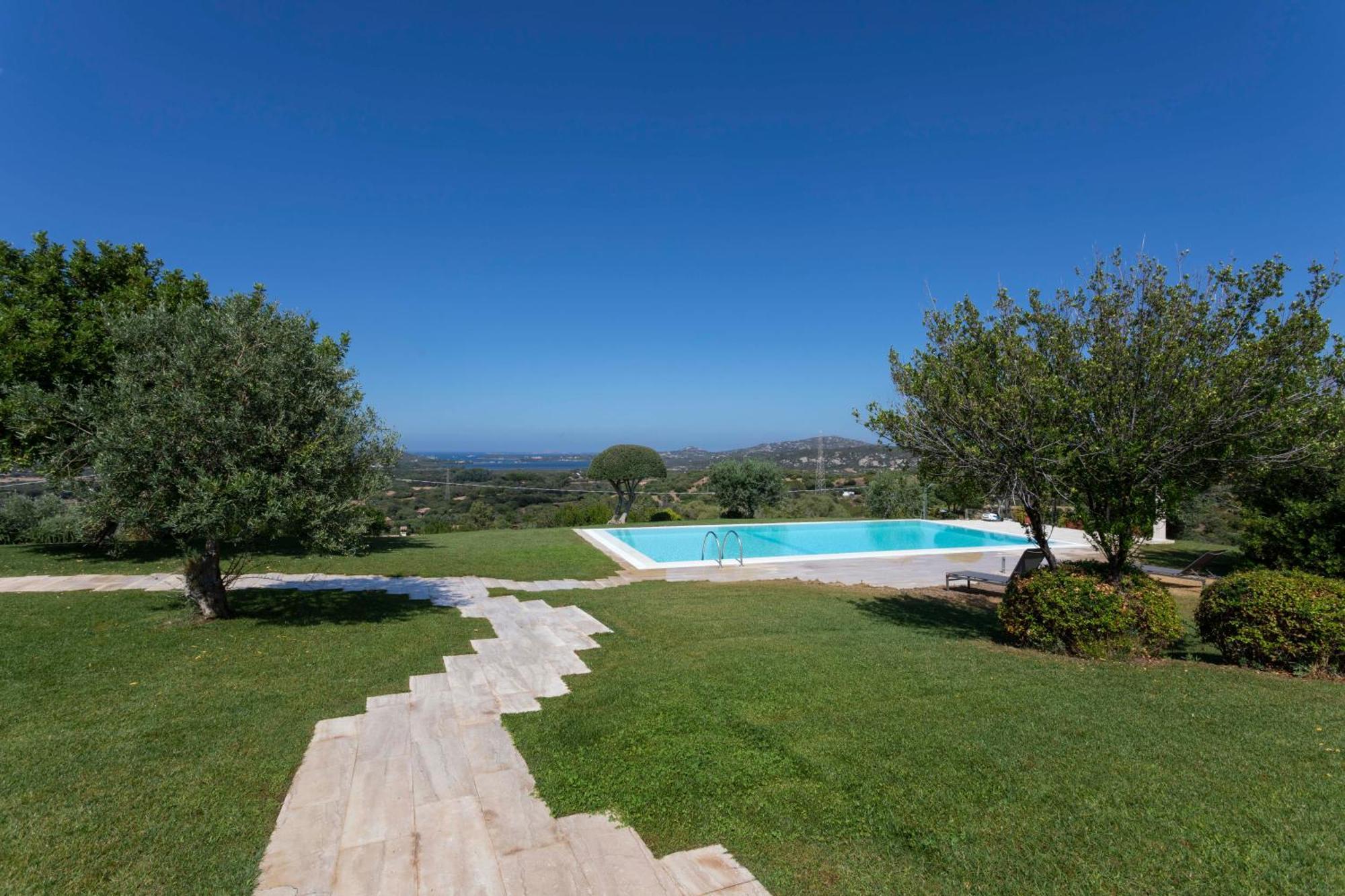 Villa Alba Esclusiva Villa Con Piscina A Sfioro E Vista Mozzafiato Sul Mare Cugnana Bagian luar foto