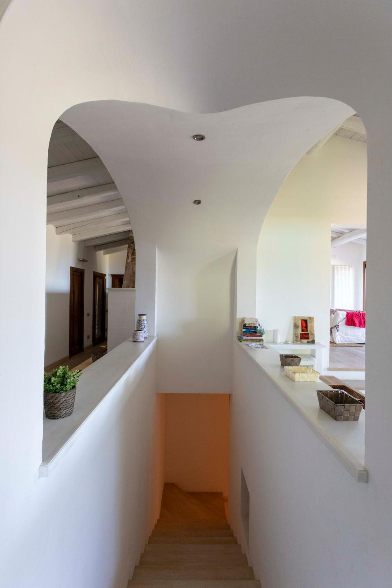 Villa Alba Esclusiva Villa Con Piscina A Sfioro E Vista Mozzafiato Sul Mare Cugnana Bagian luar foto