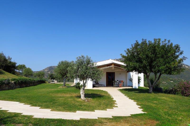 Villa Alba Esclusiva Villa Con Piscina A Sfioro E Vista Mozzafiato Sul Mare Cugnana Bagian luar foto