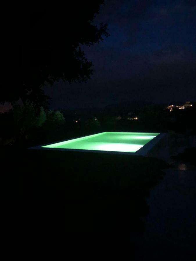 Villa Alba Esclusiva Villa Con Piscina A Sfioro E Vista Mozzafiato Sul Mare Cugnana Bagian luar foto